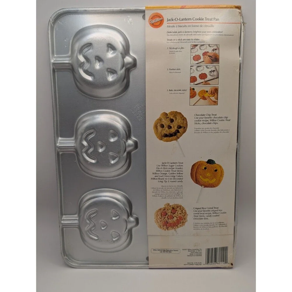 Vintage Wilton Jack O Lantern Cookie Treat Pan Halloween Pumpkin Baking Mold NEW